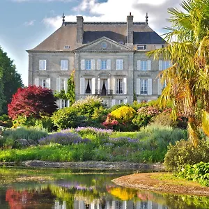 https://chateau-de-la-foltiere.inbrittany.com